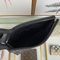 $98.00 USD Louis Vuitton AAA Man Wallets #1065141