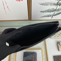 $122.00 USD Louis Vuitton AAA Man Wallets #1065170