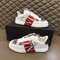$82.00 USD Valentino Casual Shoes For Men #1066257