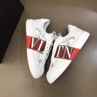 $80.00 USD Valentino Casual Shoes For Men #1066306