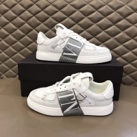 $80.00 USD Valentino Casual Shoes For Men #1066307