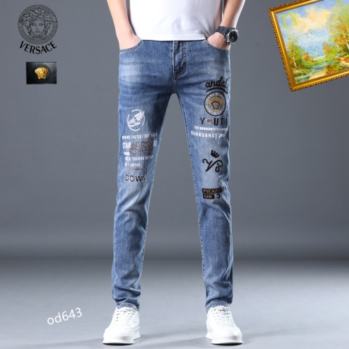 Replica Versace Jeans For Men #1067024 $48.00 USD for Wholesale