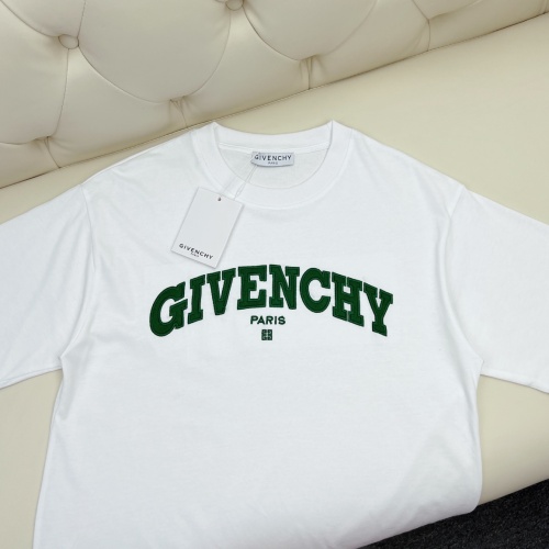 Replica Givenchy T-Shirts Short Sleeved For Unisex #1067829 $40.00 USD for Wholesale