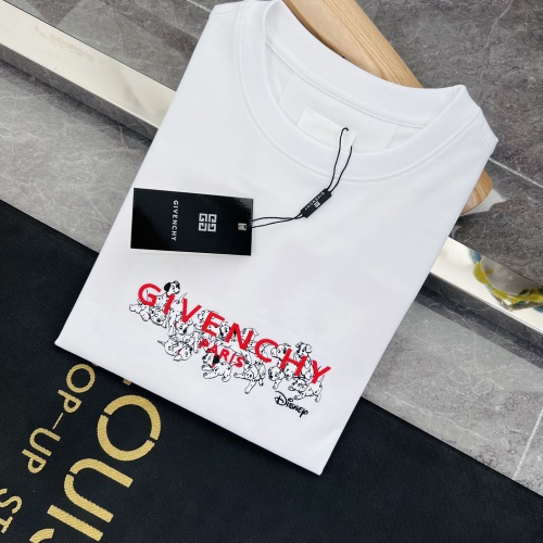Replica Givenchy T-Shirts Short Sleeved For Unisex #1067844 $60.00 USD for Wholesale