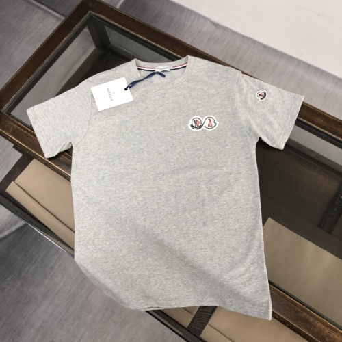 Moncler T-Shirts Short Sleeved For Unisex #1067928