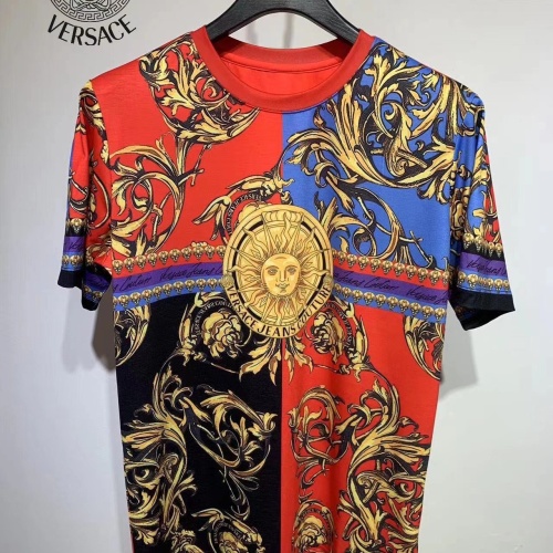 Versace T-Shirts Short Sleeved For Men #1067971 $40.00 USD, Wholesale Replica Versace T-Shirts