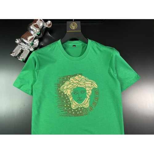 Replica Versace T-Shirts Short Sleeved For Men #1067976 $42.00 USD for Wholesale