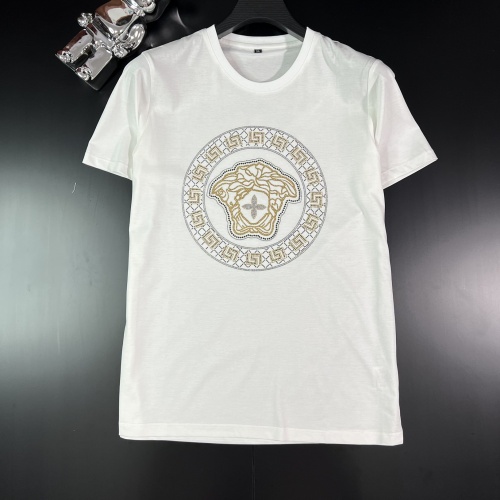 Versace T-Shirts Short Sleeved For Men #1067985 $42.00 USD, Wholesale Replica Versace T-Shirts