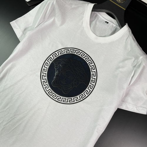 Replica Versace T-Shirts Short Sleeved For Men #1067999 $42.00 USD for Wholesale