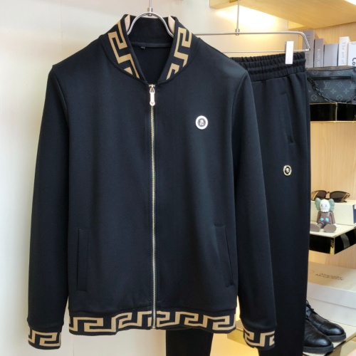 Versace Tracksuits Long Sleeved For Men #1068136