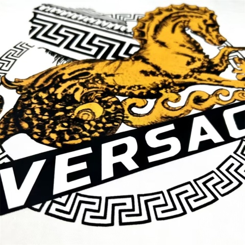 Replica Versace T-Shirts Short Sleeved For Unisex #1069118 $42.00 USD for Wholesale
