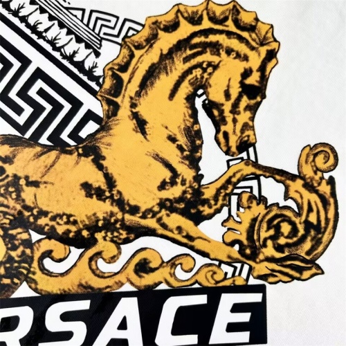 Replica Versace T-Shirts Short Sleeved For Unisex #1069118 $42.00 USD for Wholesale