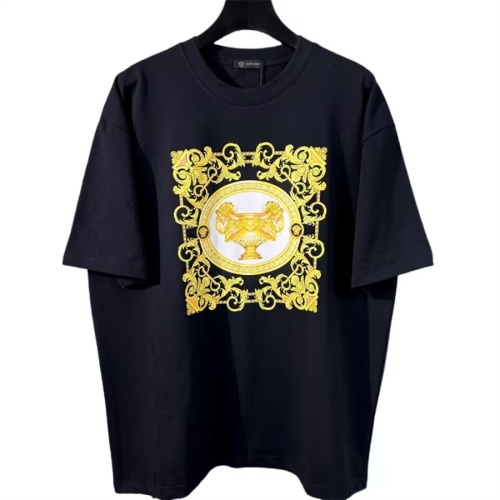 Versace T-Shirts Short Sleeved For Unisex #1069137 $40.00 USD, Wholesale Replica Versace T-Shirts