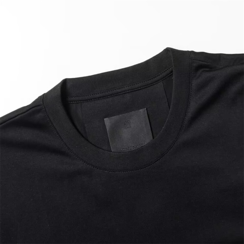 Replica Givenchy T-Shirts Short Sleeved For Unisex #1069230 $45.00 USD for Wholesale