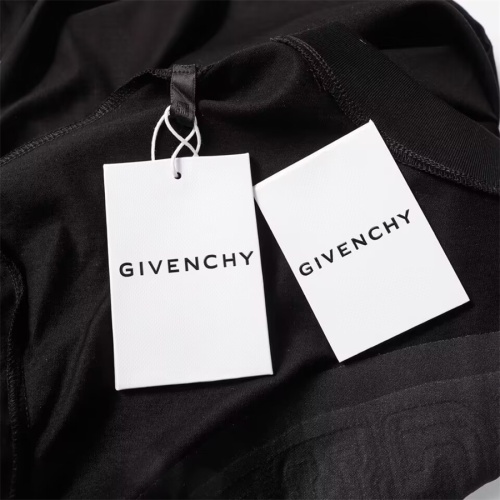 Replica Givenchy T-Shirts Short Sleeved For Unisex #1069231 $45.00 USD for Wholesale