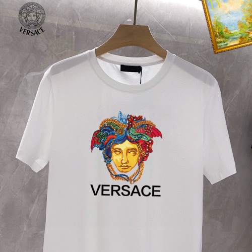 Replica Versace T-Shirts Short Sleeved For Unisex #1069407 $25.00 USD for Wholesale