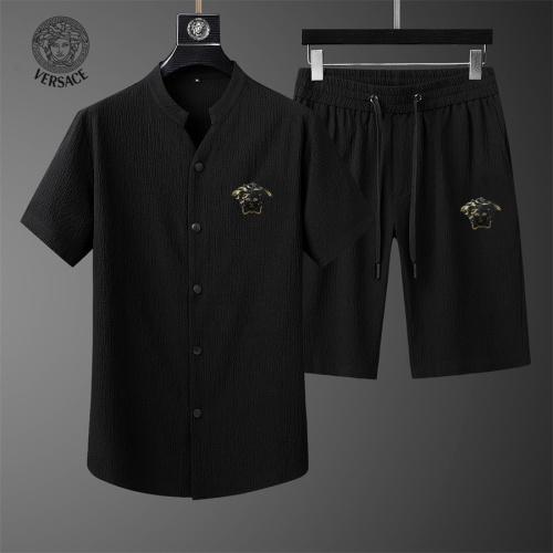 $68.00 USD Versace Tracksuits Short Sleeved For Men #1069536