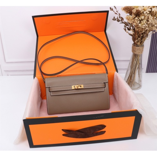 Hermes AAA Quality Messenger Bags For Women #1069746