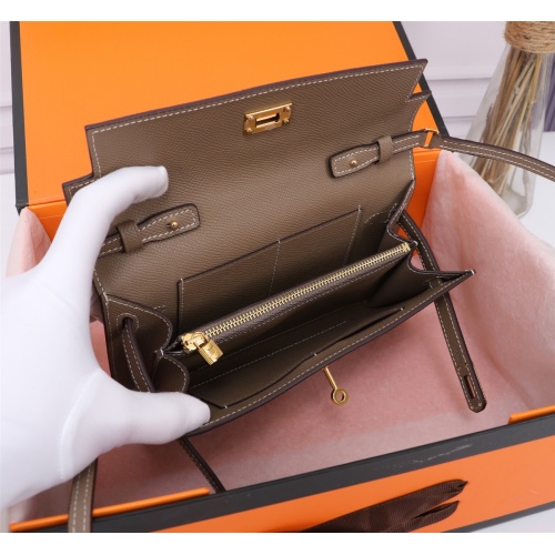 Replica Hermes AAA Quality Messenger Bags For Women #1069746 $182.00 USD for Wholesale
