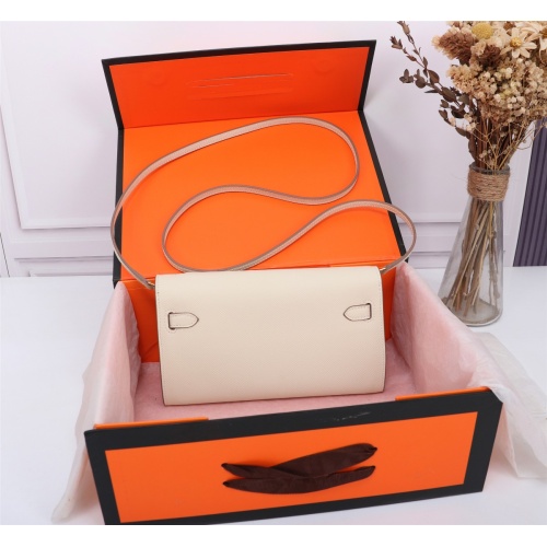 Replica Hermes AAA Quality Messenger Bags For Women #1069748 $182.00 USD for Wholesale