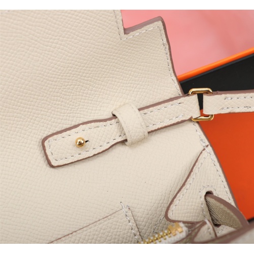 Replica Hermes AAA Quality Messenger Bags For Women #1069748 $182.00 USD for Wholesale
