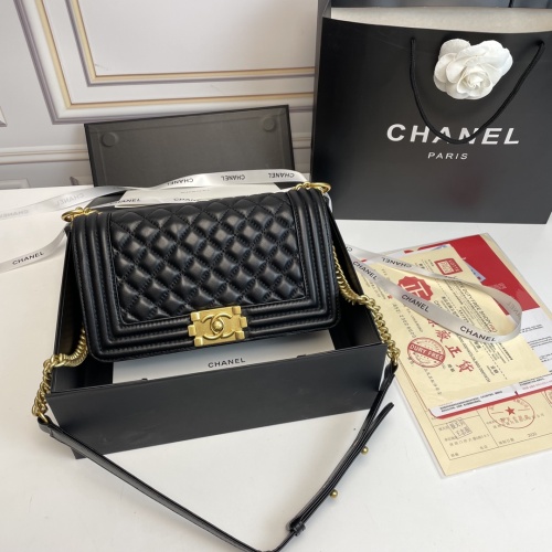 Chanel AAA Quality Messenger Bags For Women #1070238 $85.00 USD, Wholesale Replica Chanel AAA Quality Messenger Bags
