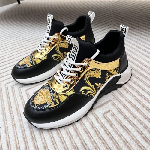 Versace Casual Shoes For Men #1070352