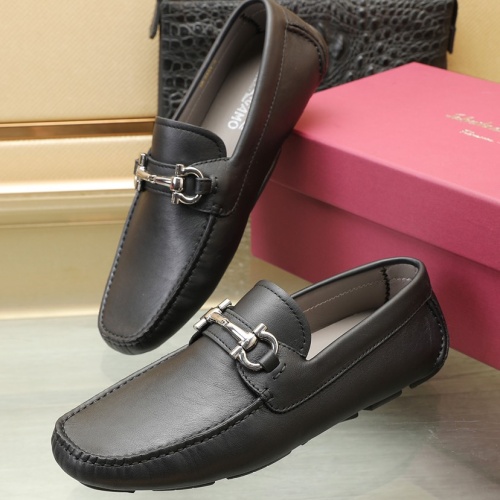 Salvatore Ferragamo Leather Shoes For Men #1070476