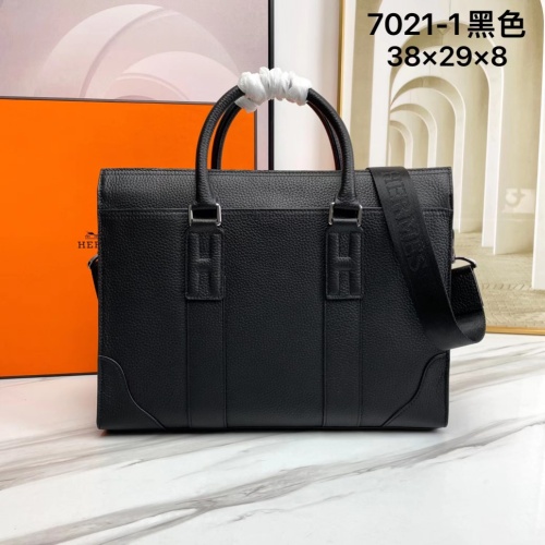 Hermes AAA Man Handbags #1070605