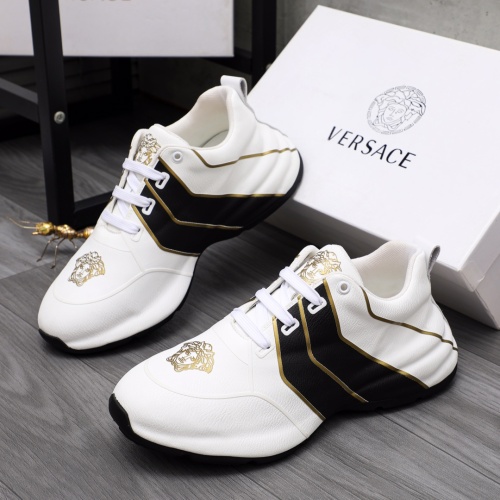 Versace Casual Shoes For Men #1070690