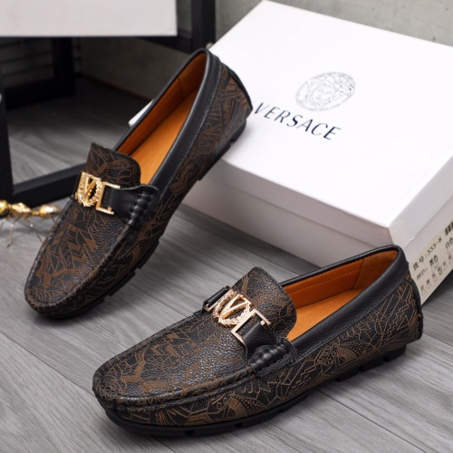 Versace Leather Shoes For Men #1070728