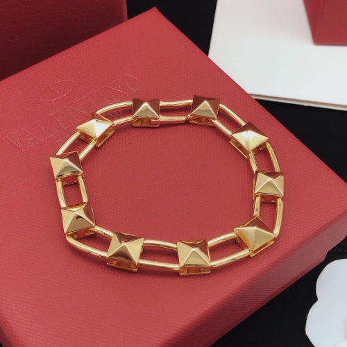 Valentino Bracelet #1071805 $29.00 USD, Wholesale Replica Valentino Bracelets