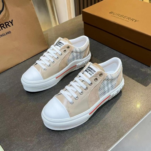 Burberry Casual Shoes For Men #1073945