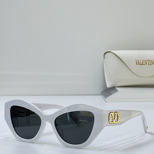 Valentino AAA Quality Sunglasses #1074164
