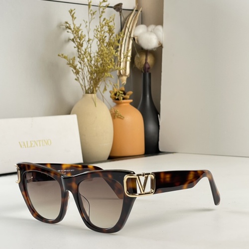 Valentino AAA Quality Sunglasses #1074182