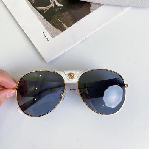 Versace AAA Quality Sunglasses #1074190