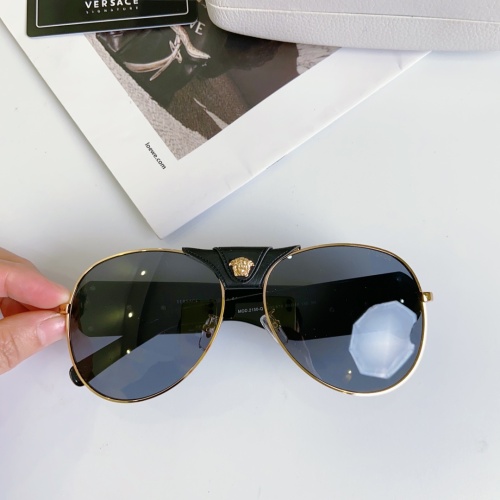 Versace AAA Quality Sunglasses #1074193