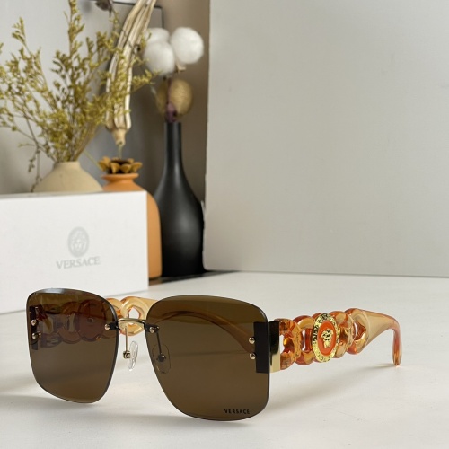 Versace AAA Quality Sunglasses #1074206