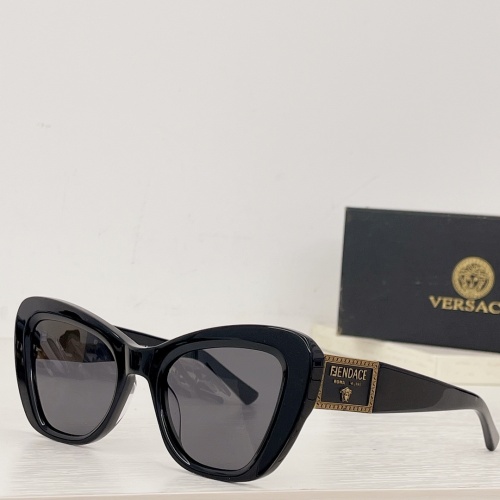Versace AAA Quality Sunglasses #1074216