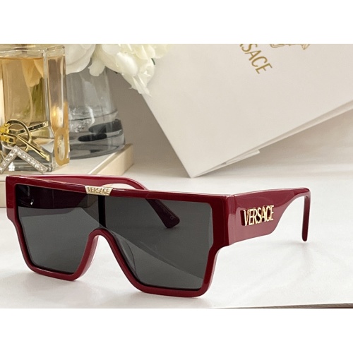 Versace AAA Quality Sunglasses #1074244