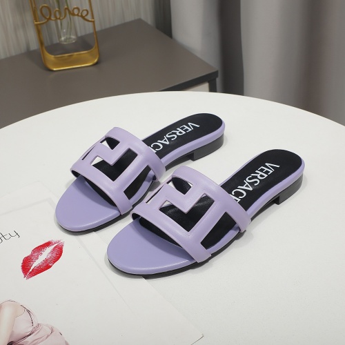 Versace Slippers For Women #1074566
