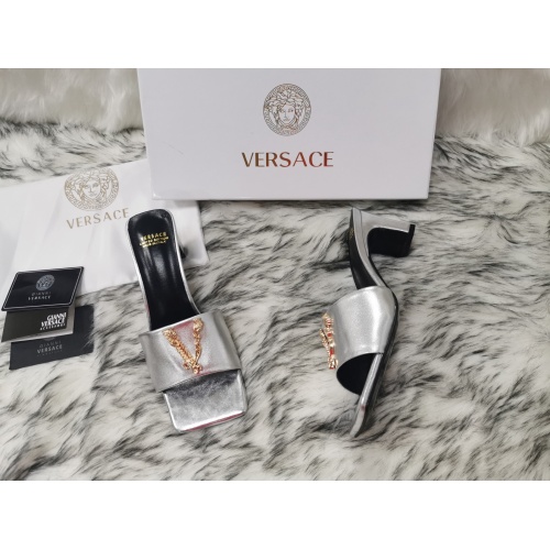 $82.00 USD Versace Slippers For Women #1074610