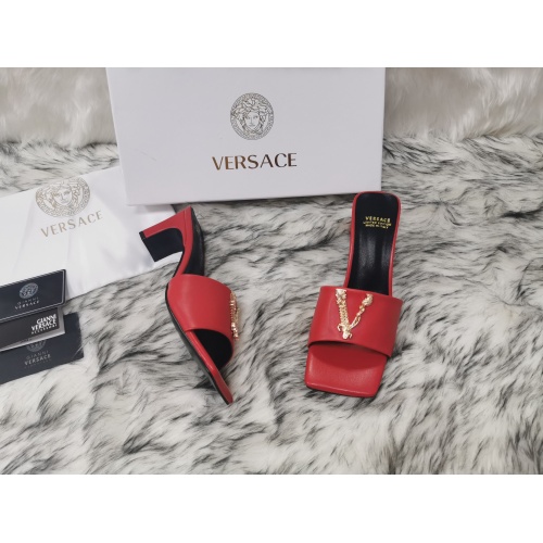Versace Slippers For Women #1074612