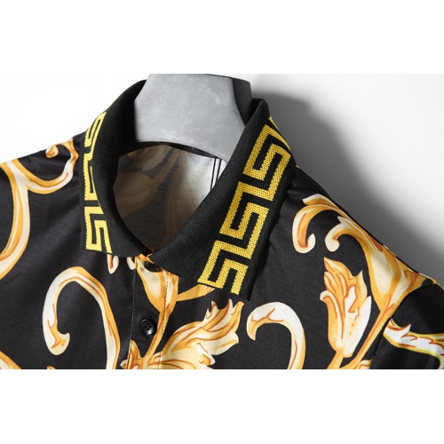 Replica Versace T-Shirts Short Sleeved For Men #1075647 $27.00 USD for Wholesale