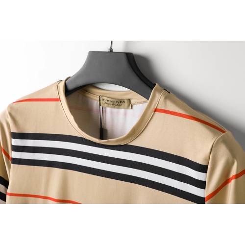 Replica Burberry T-Shirts Short Sleeved For Men #1075672 $25.00 USD for Wholesale