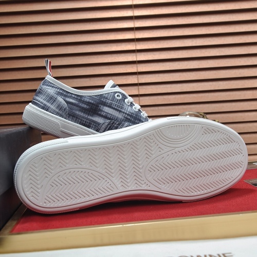 Replica Thom Browne TB Casual Shoes For Men #1076103 $72.00 USD for Wholesale