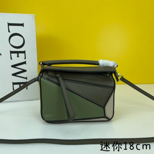 LOEWE AAA Quality Messenger Bags For Women #1076243 $108.00 USD, Wholesale Replica LOEWE AAA Messenger Bags