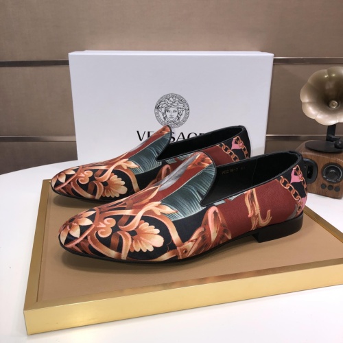 Versace Leather Shoes For Men #1077418