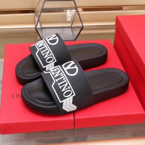 Valentino Slippers For Men #1077658