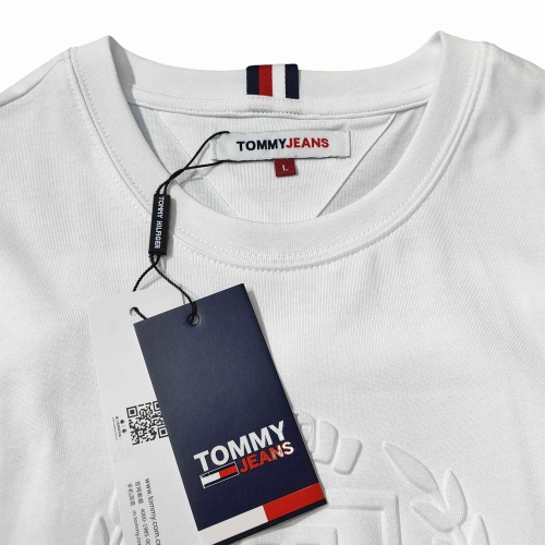 Replica Tommy Hilfiger TH T-Shirts Short Sleeved For Men #1078184 $34.00 USD for Wholesale